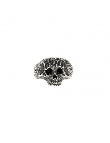 Bague Skull est présent 